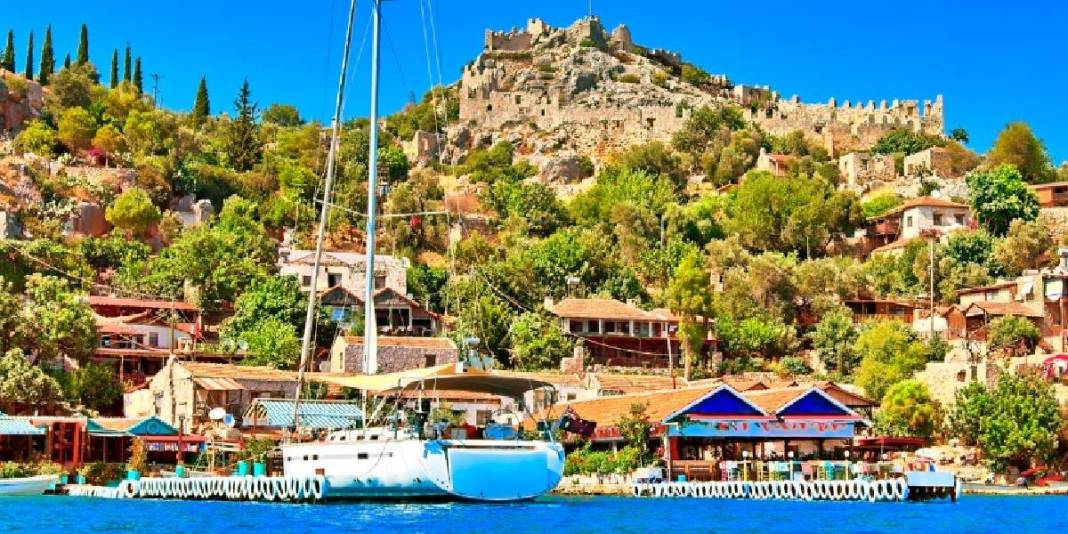 Yaz sıcaklığının sonbaharla buluştuğu adres! Sabah deniz, akşam yürüyüş keyfi: Kasım tatili burada ayrı güzel! 3